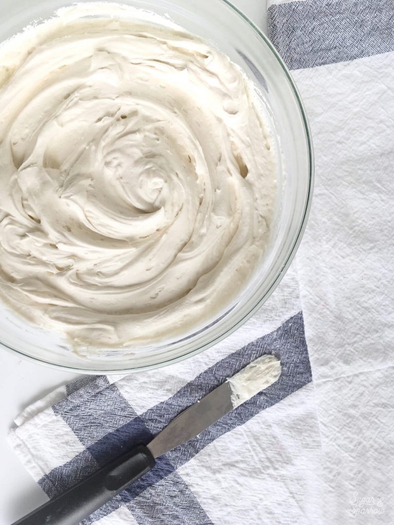 receta de crema de mantequilla de vainilla para pasteles