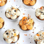 pipeable cream cheese buttercream recipe by sugar and sparrow