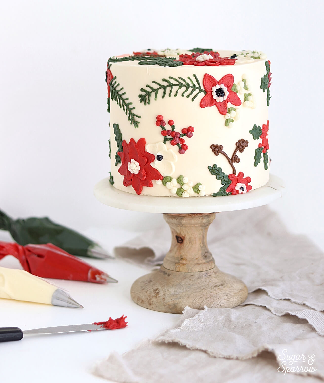 How To Make A Christmas Tree Cake - Sugar & Sparrow