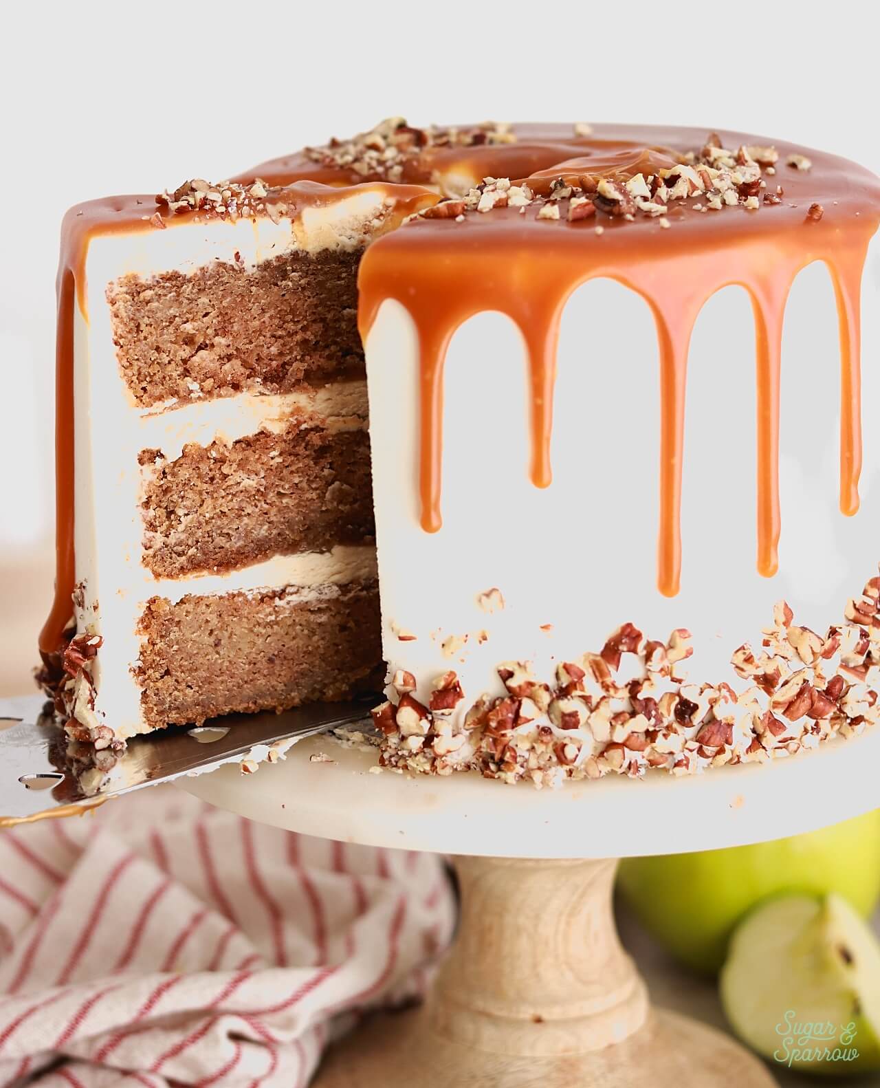 salted caramel apple cake