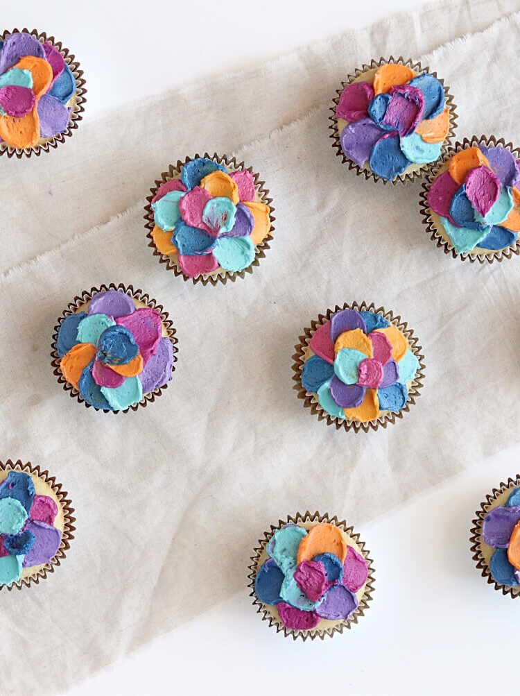 spatula painted cupcakes tutorial