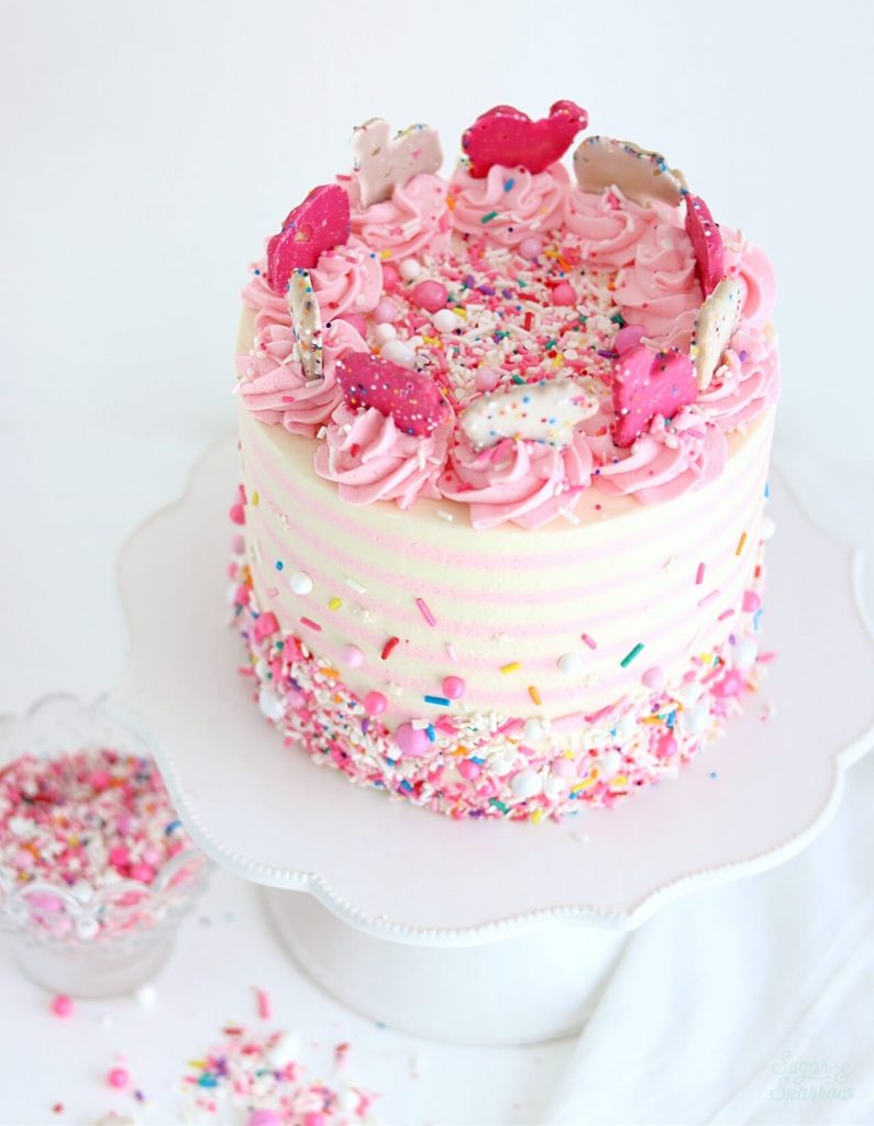 circus animals cake by Sugar and Sparrow
