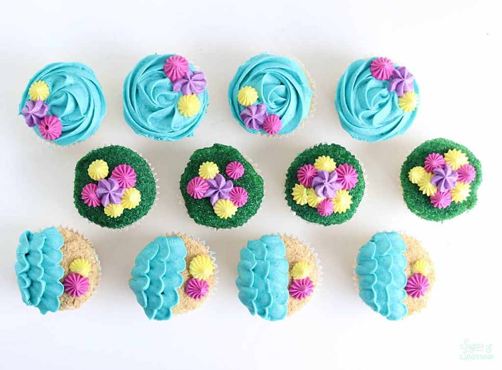 beach party cupcakes