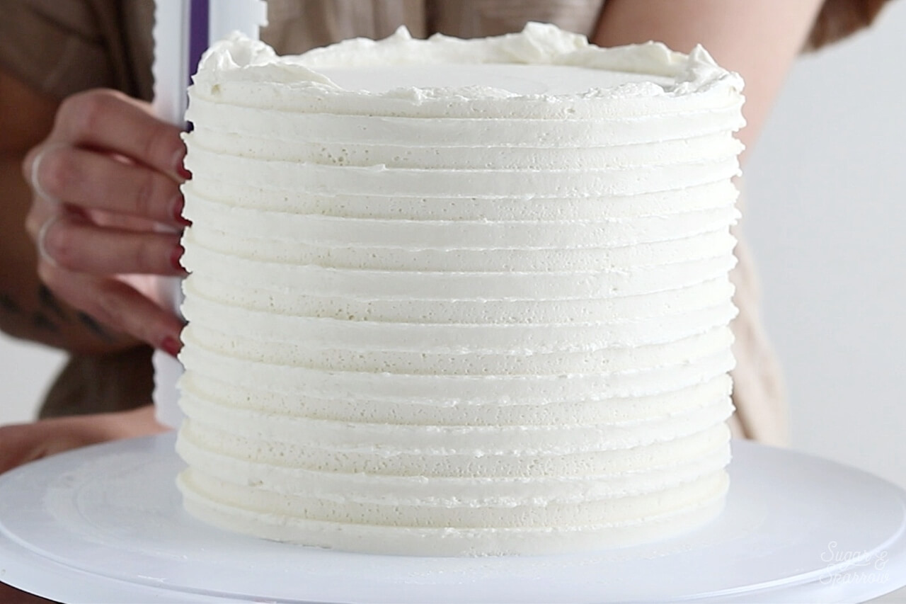 how to use wilton cake comb