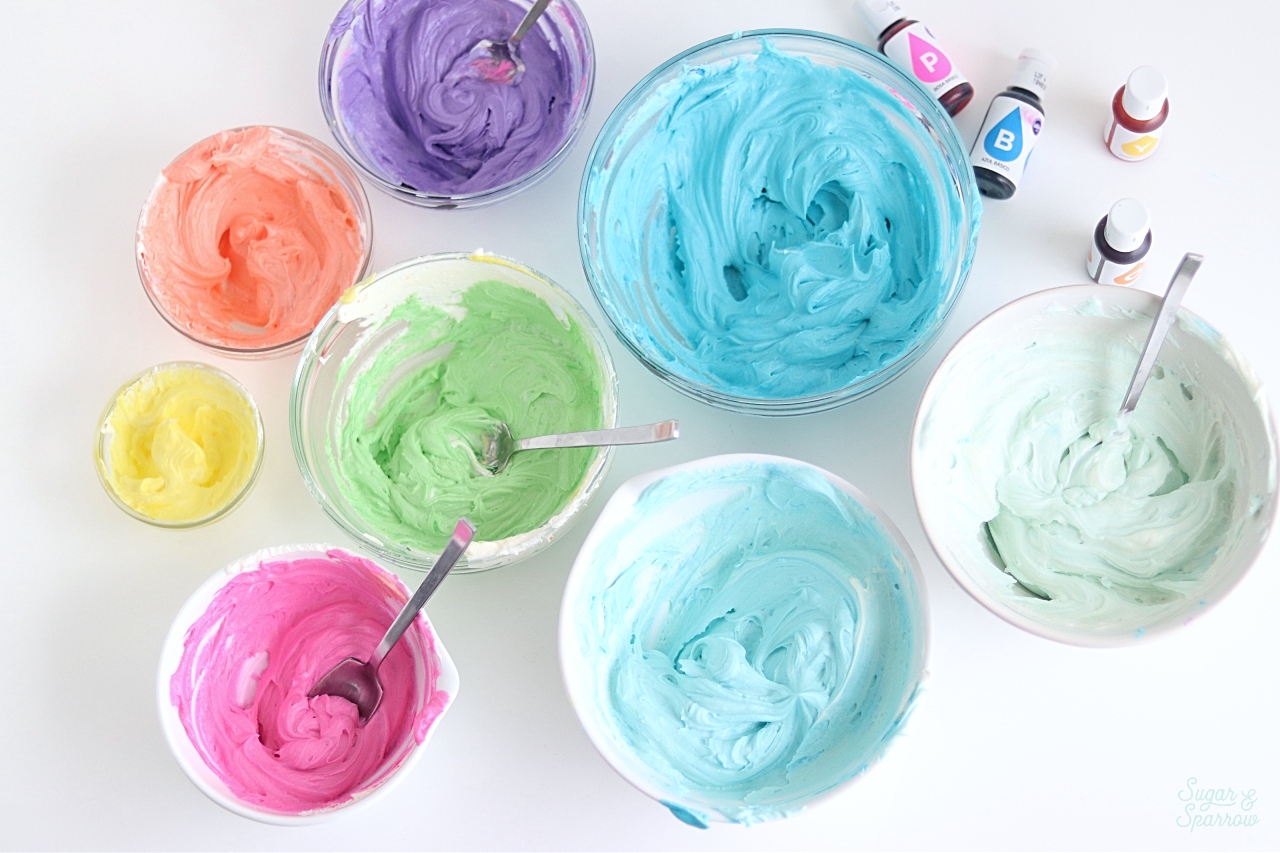 how to color buttercream