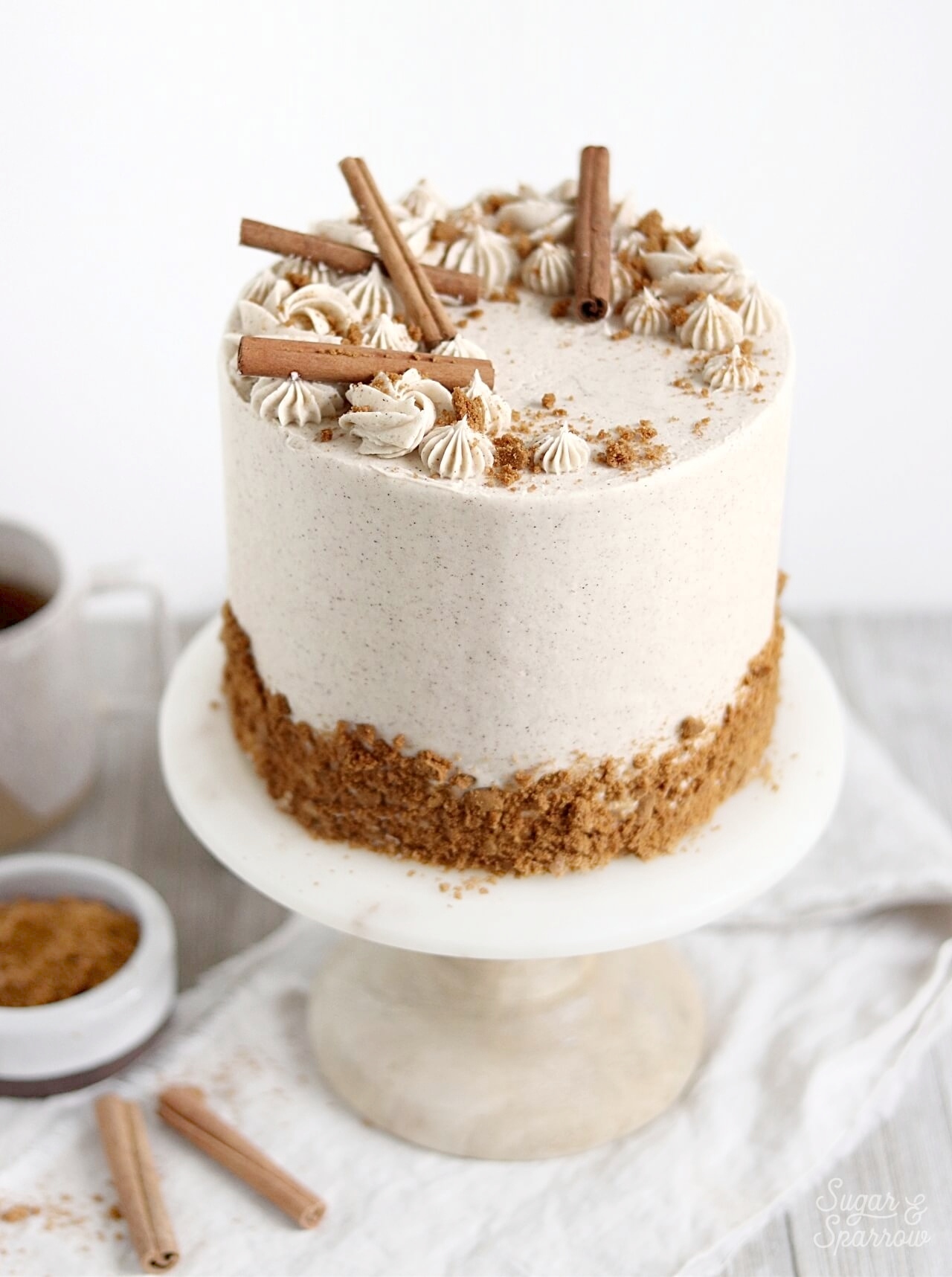 Apple Spice Cake with Cinnamon Cream Cheese Frosting