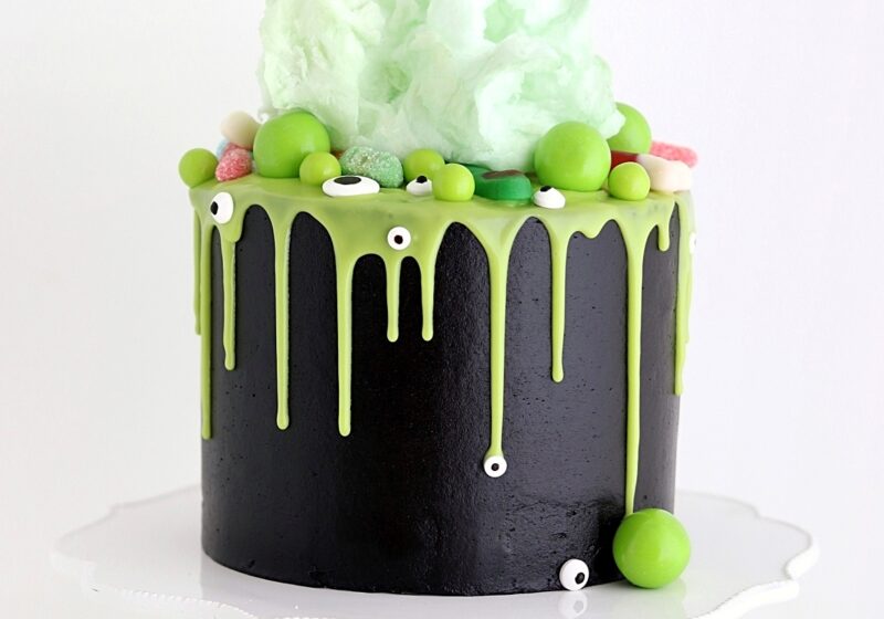 witch cauldron cake tutorial by sugar and sparrow