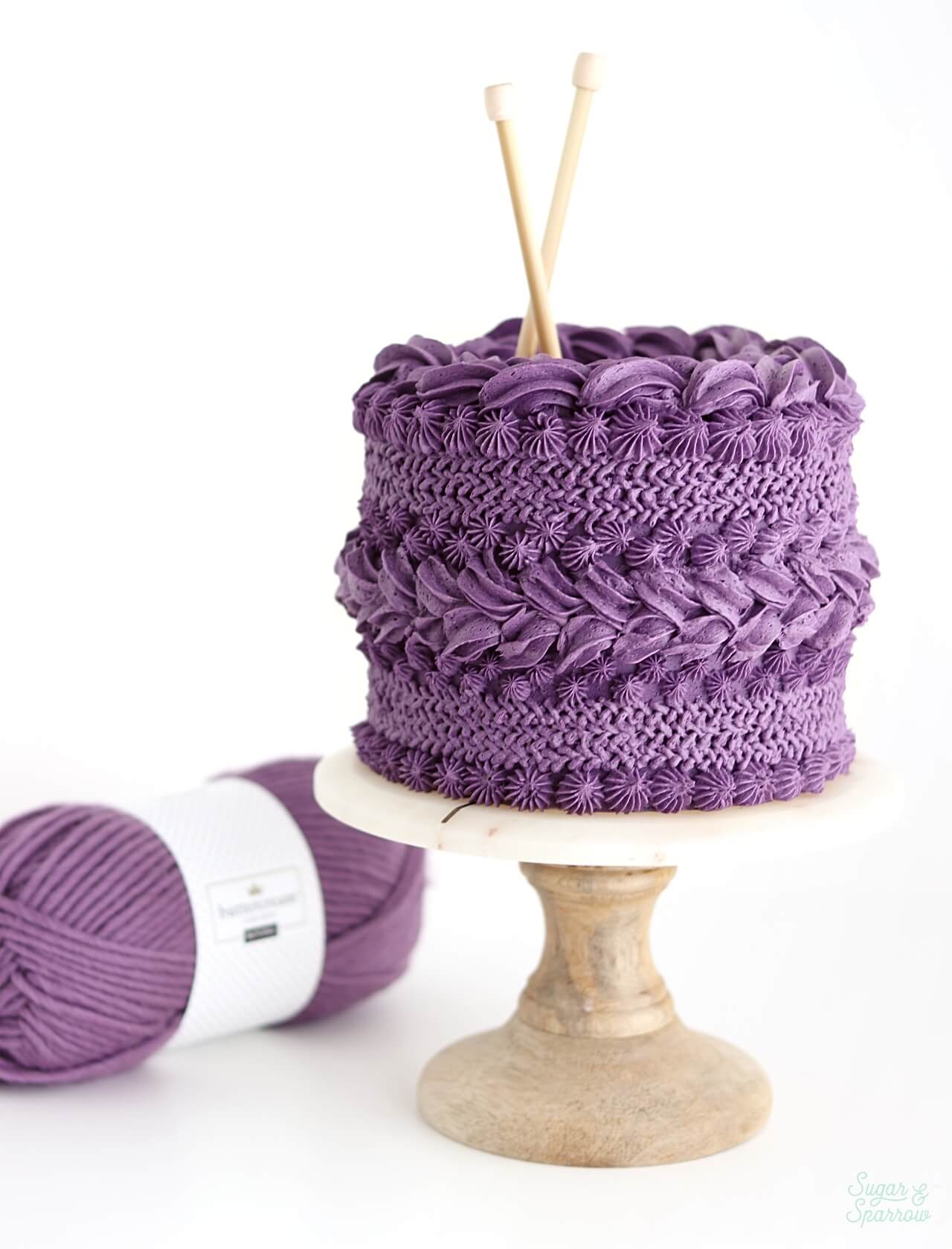 Knitted sweater buttercream cake by Sugar and Sparrow