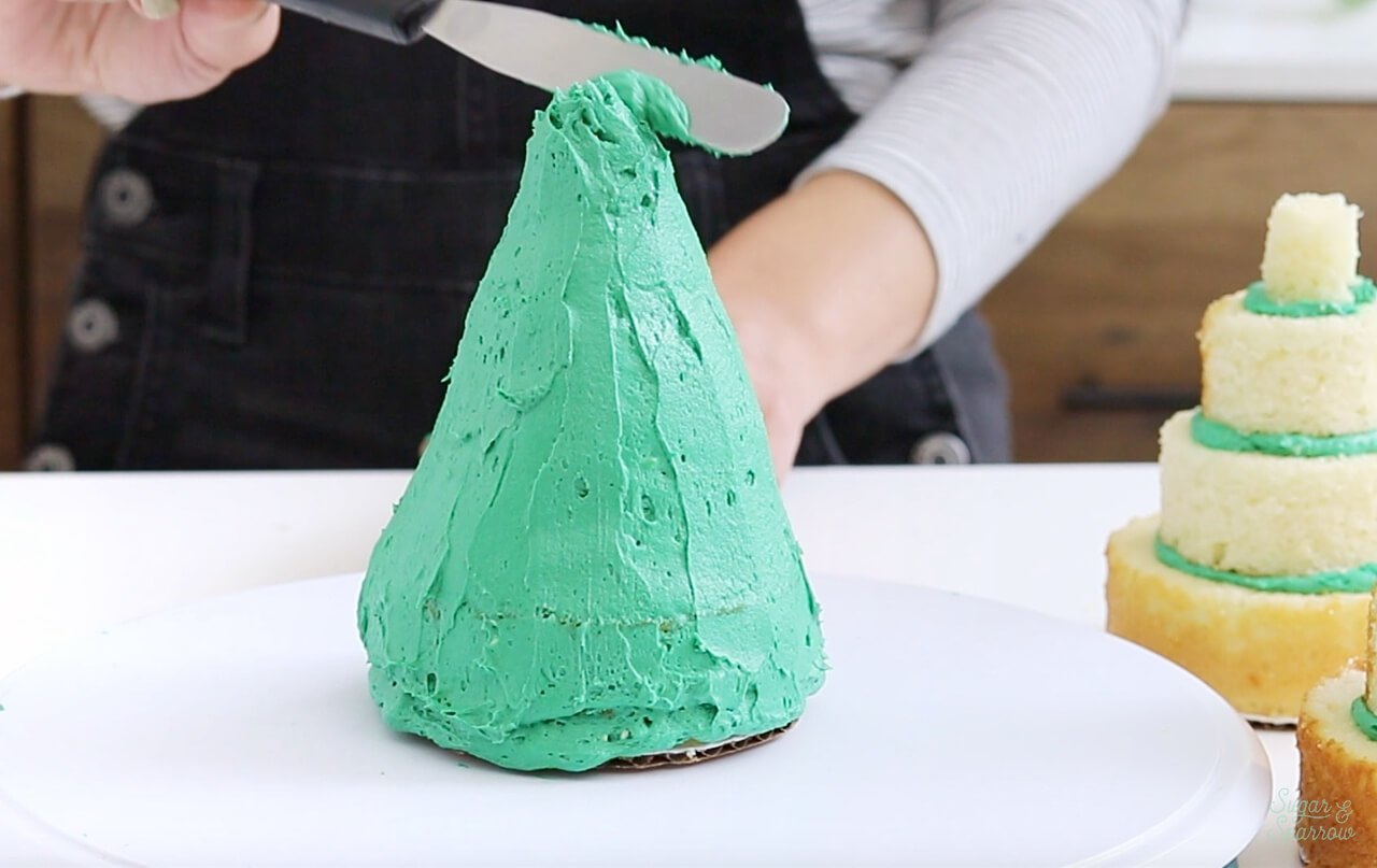 buttercream christmas tree cakes