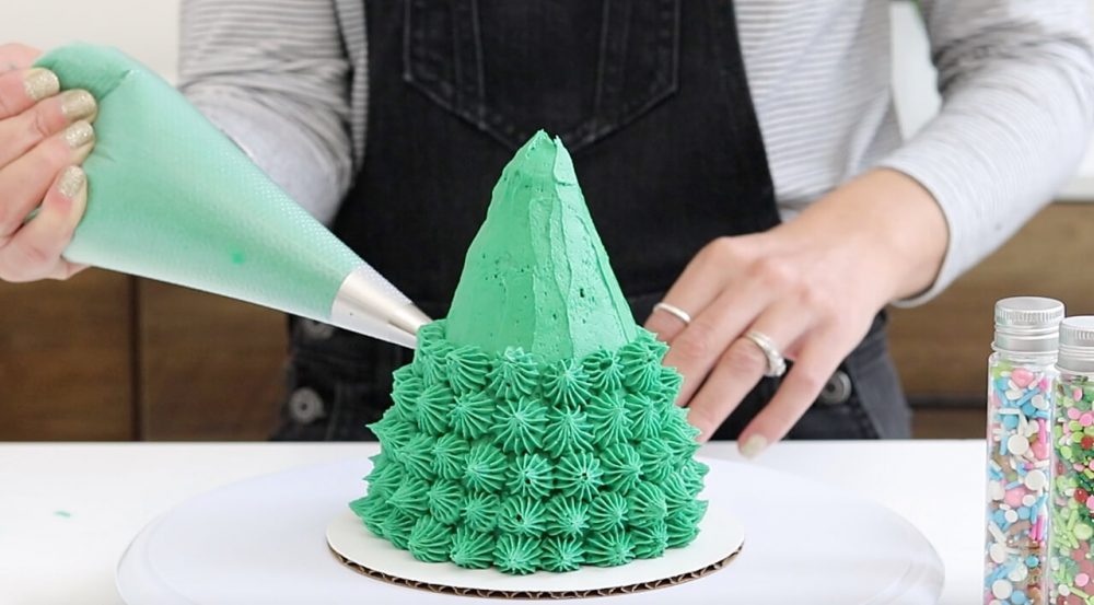 How To Make Mini Christmas Tree Cakes Sugar & Sparrow