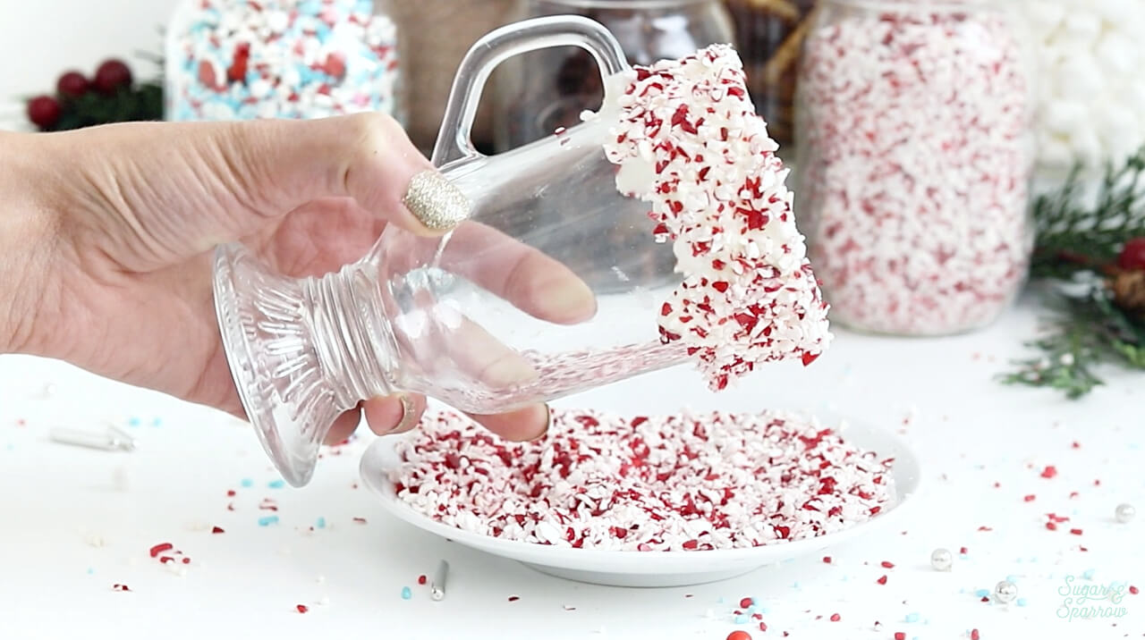 crushed candy cane drink rim