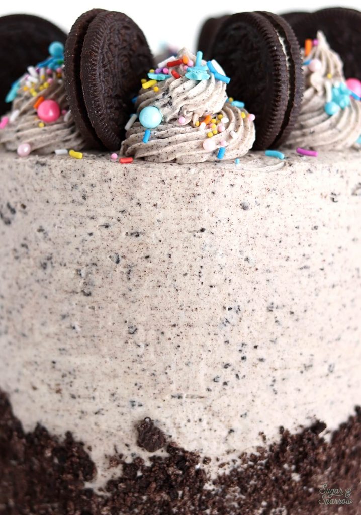 vegan oreo cake recipe by sugar and sparrow