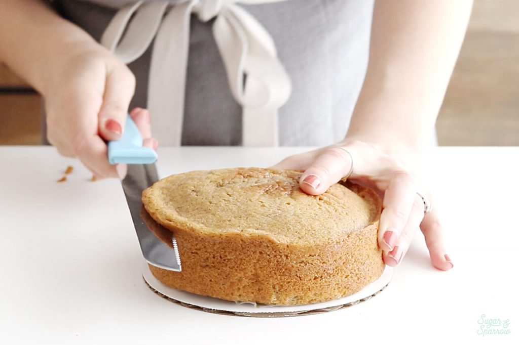 How to Level Torte Fill a cake - Veena Azmanov