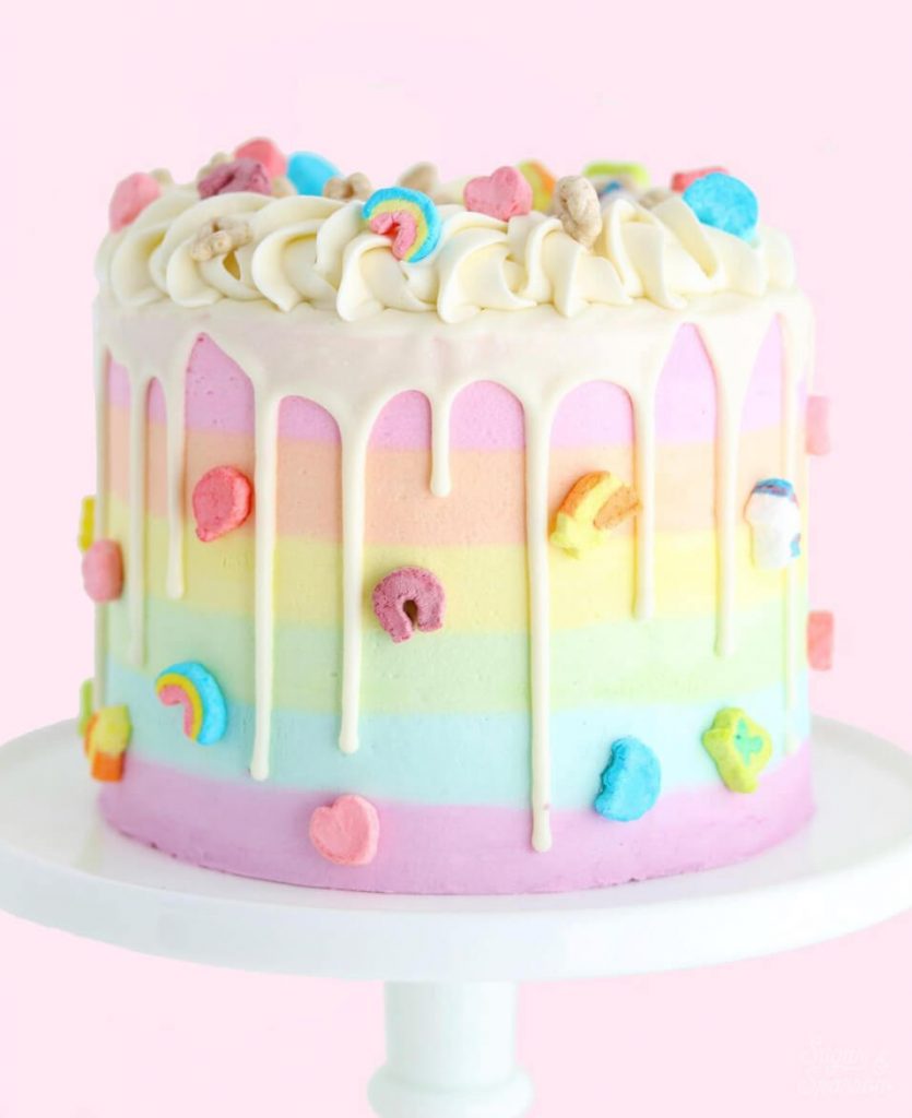 lucky charms cake by sugar and sparrow