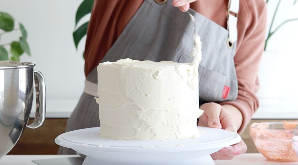 how to frost a cake