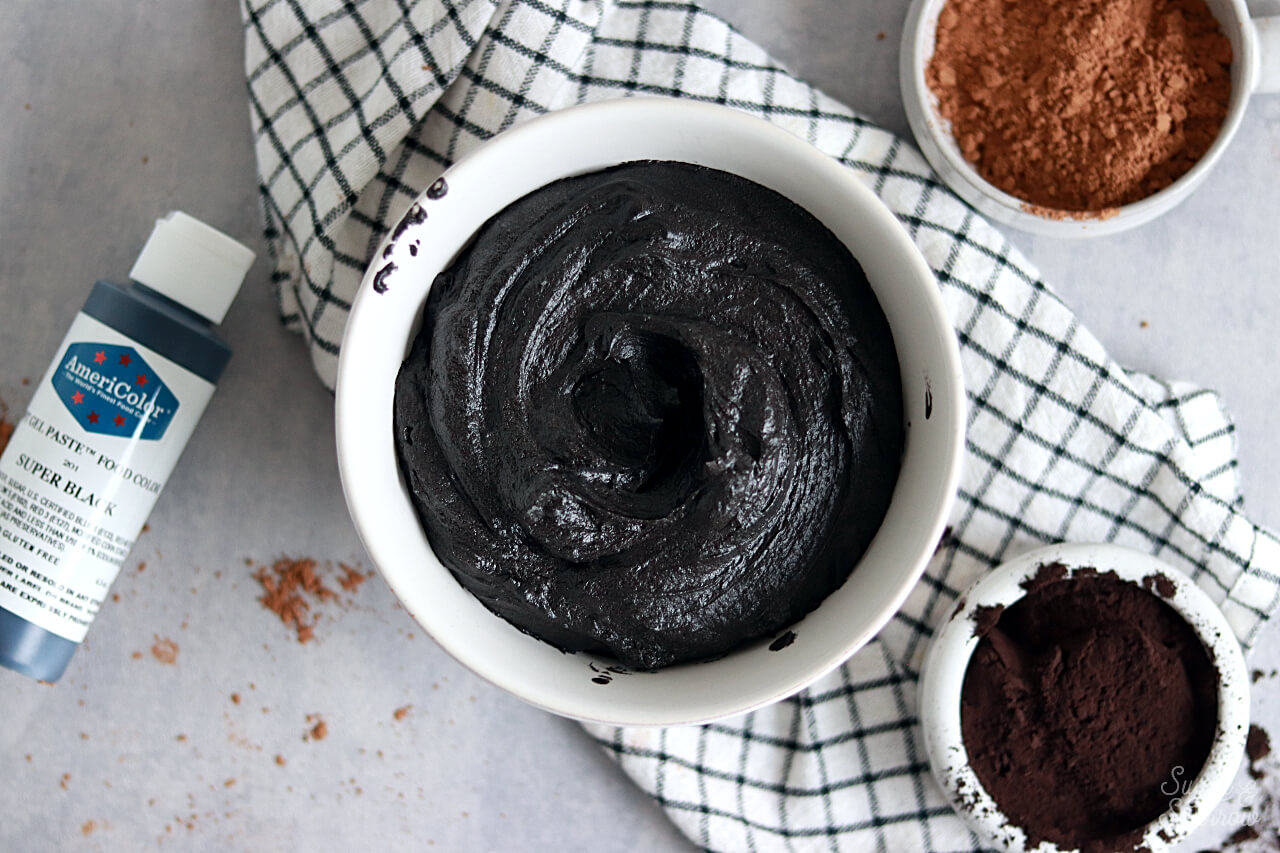 Black Buttercream Recipe with Minimal Food Coloring Sugar & Sparrow