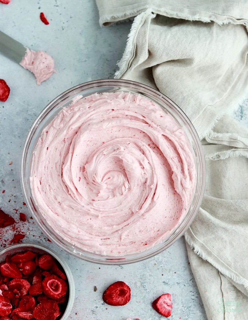 strawberry buttercream frosting recipe