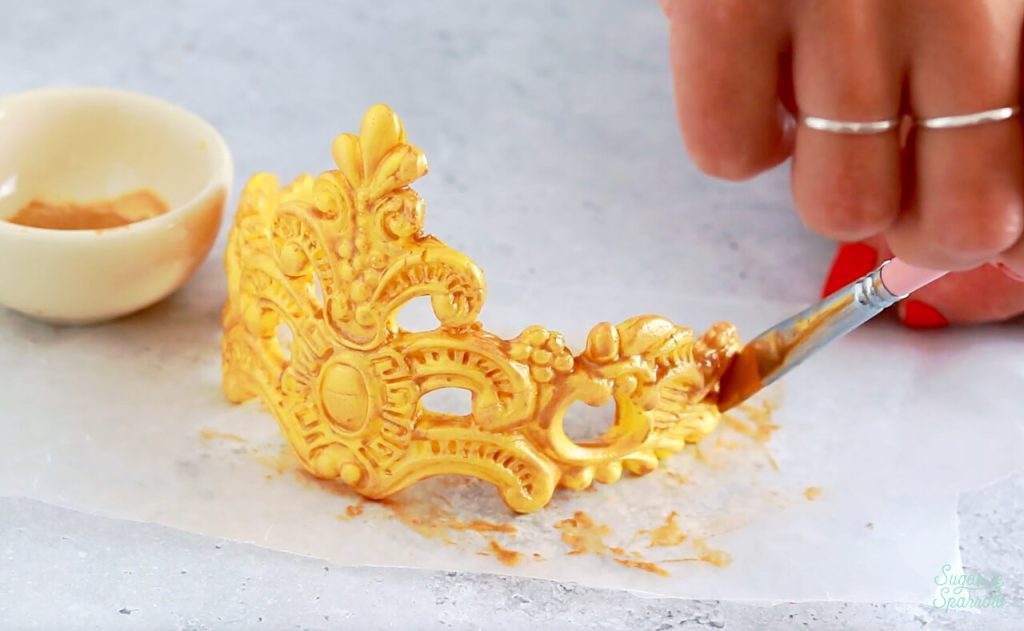 gold edible paint for fondant