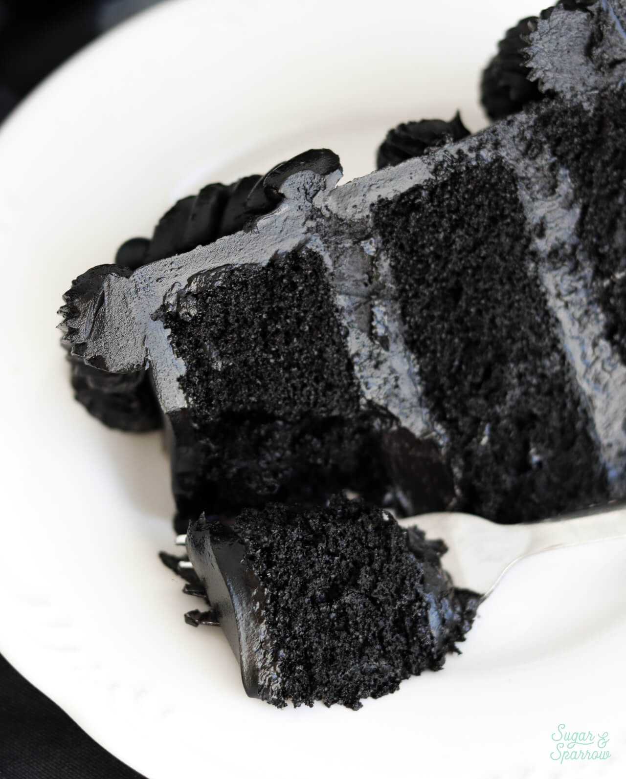 dye free black velvet cake with black buttercream