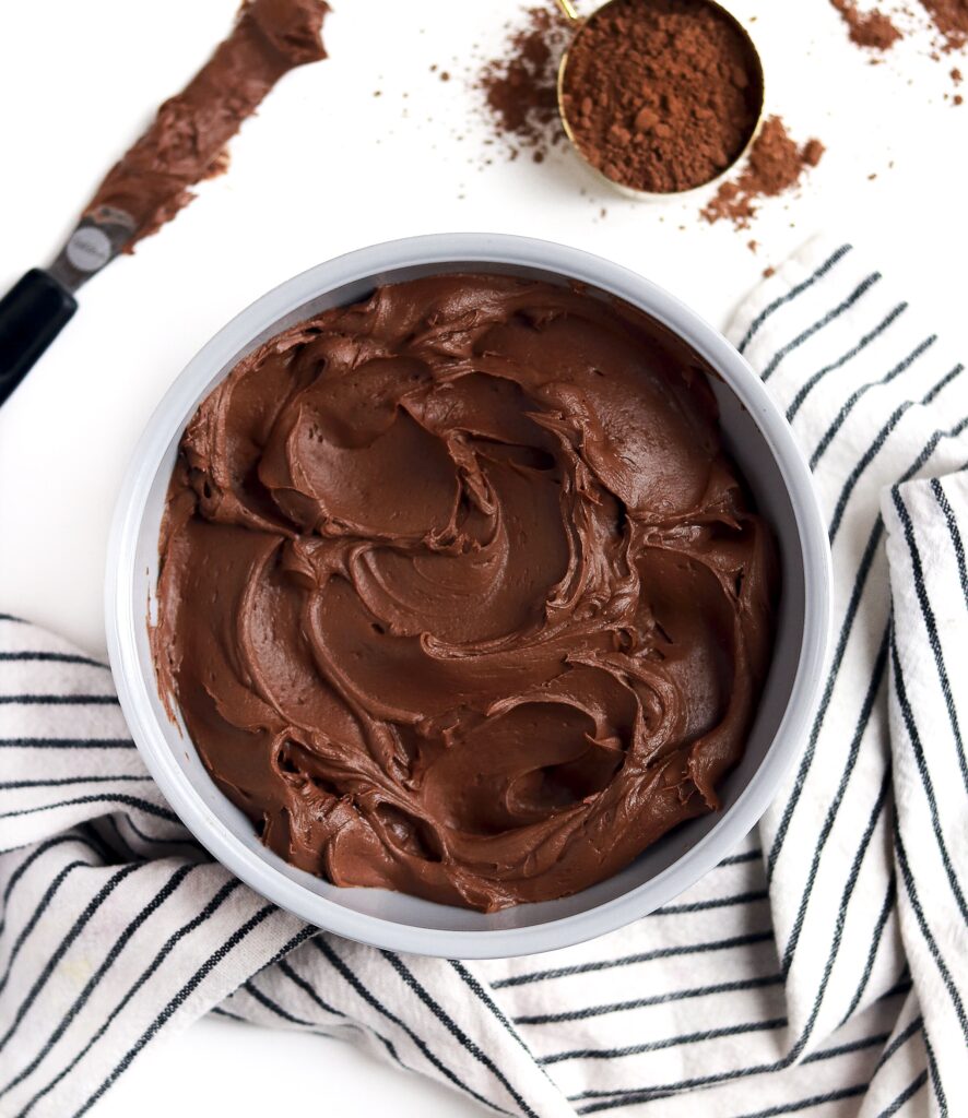 chocolate buttercream recipe by sugar and sparrow