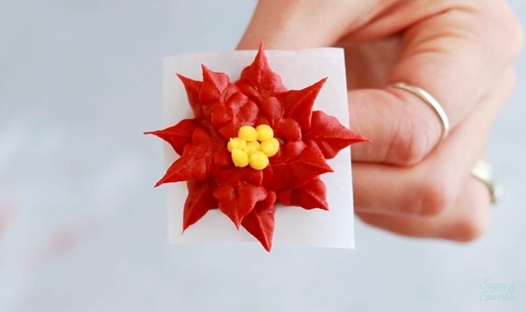 buttercream poinsettia tutorial