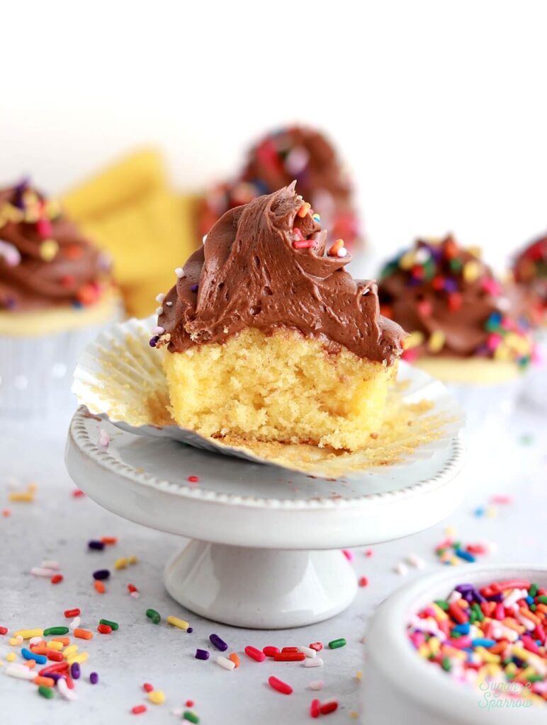 Yellow Cupcakes Recipe: How to Make It