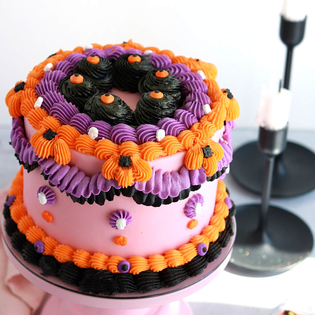 vintage halloween lambeth cake