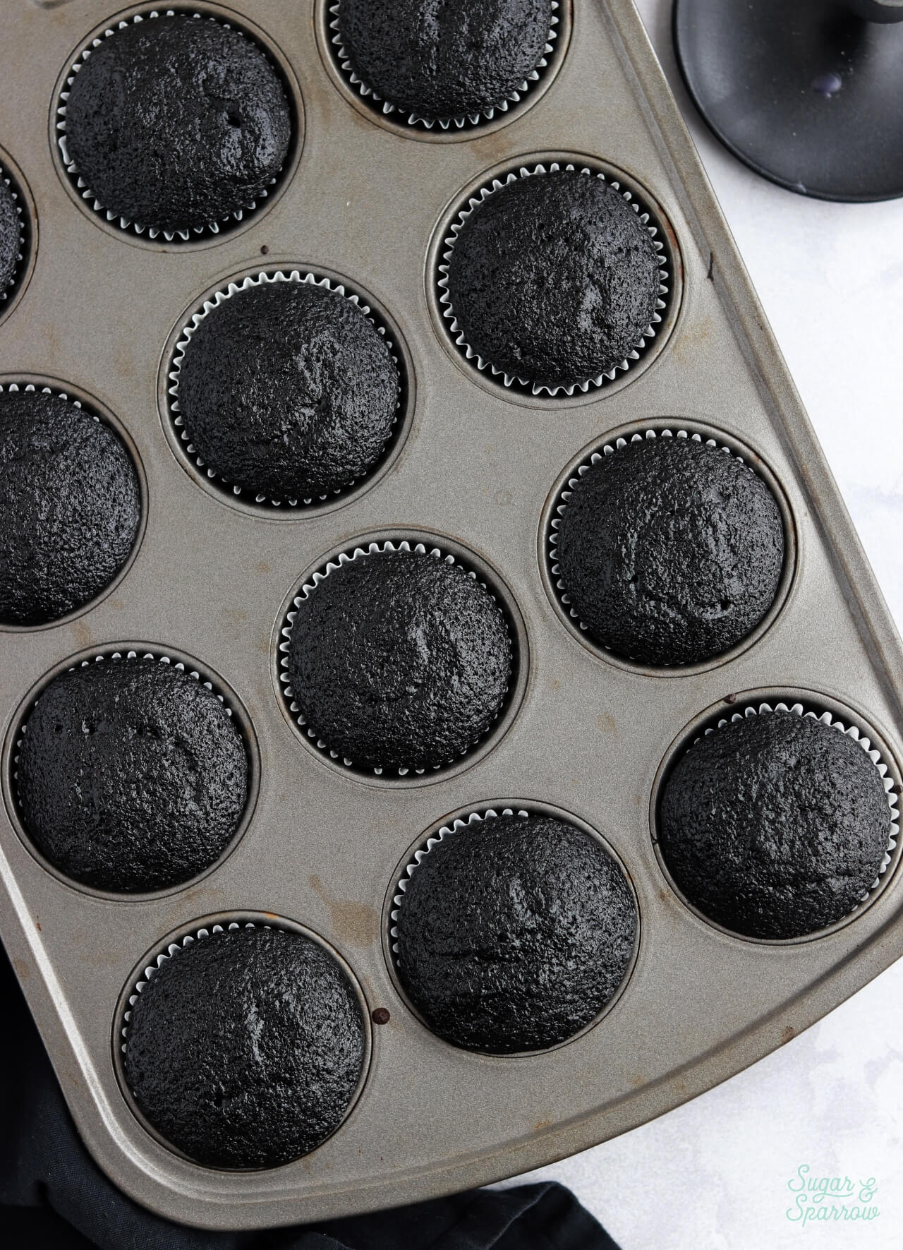 baked black velvet cupcakes
