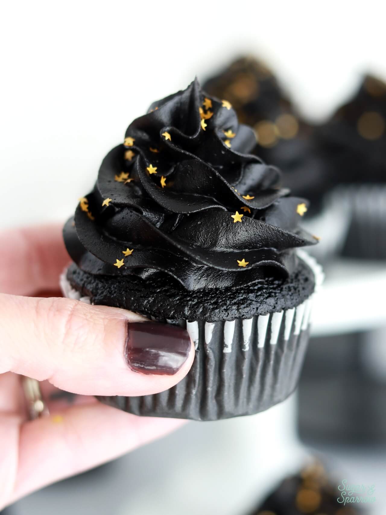 sugar and sparrow dye free black velvet cupcakes recipe