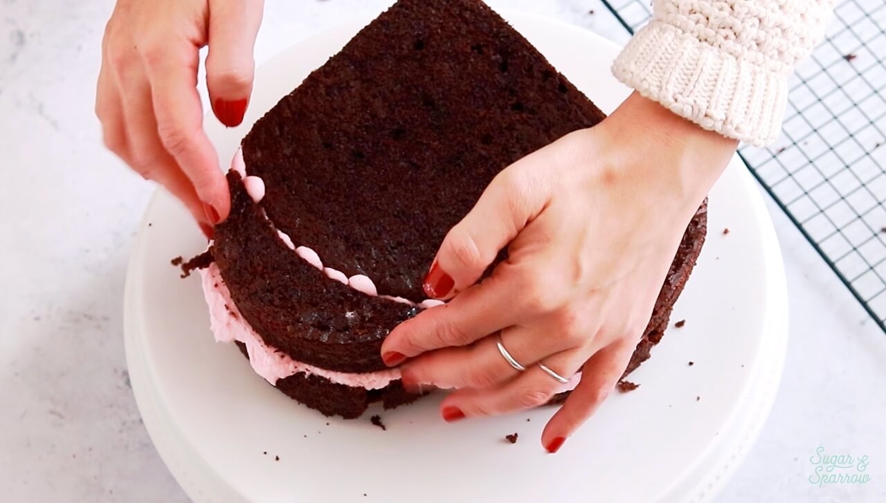 heart shaped layer cake tutorial