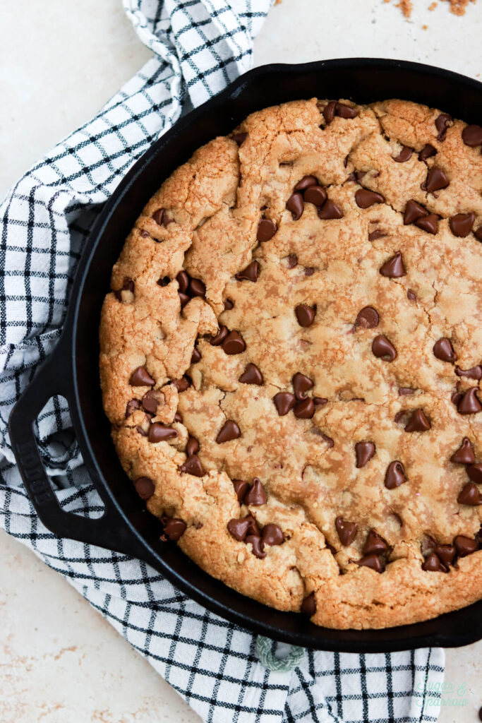 chocolate chip cookie pizza recipe
