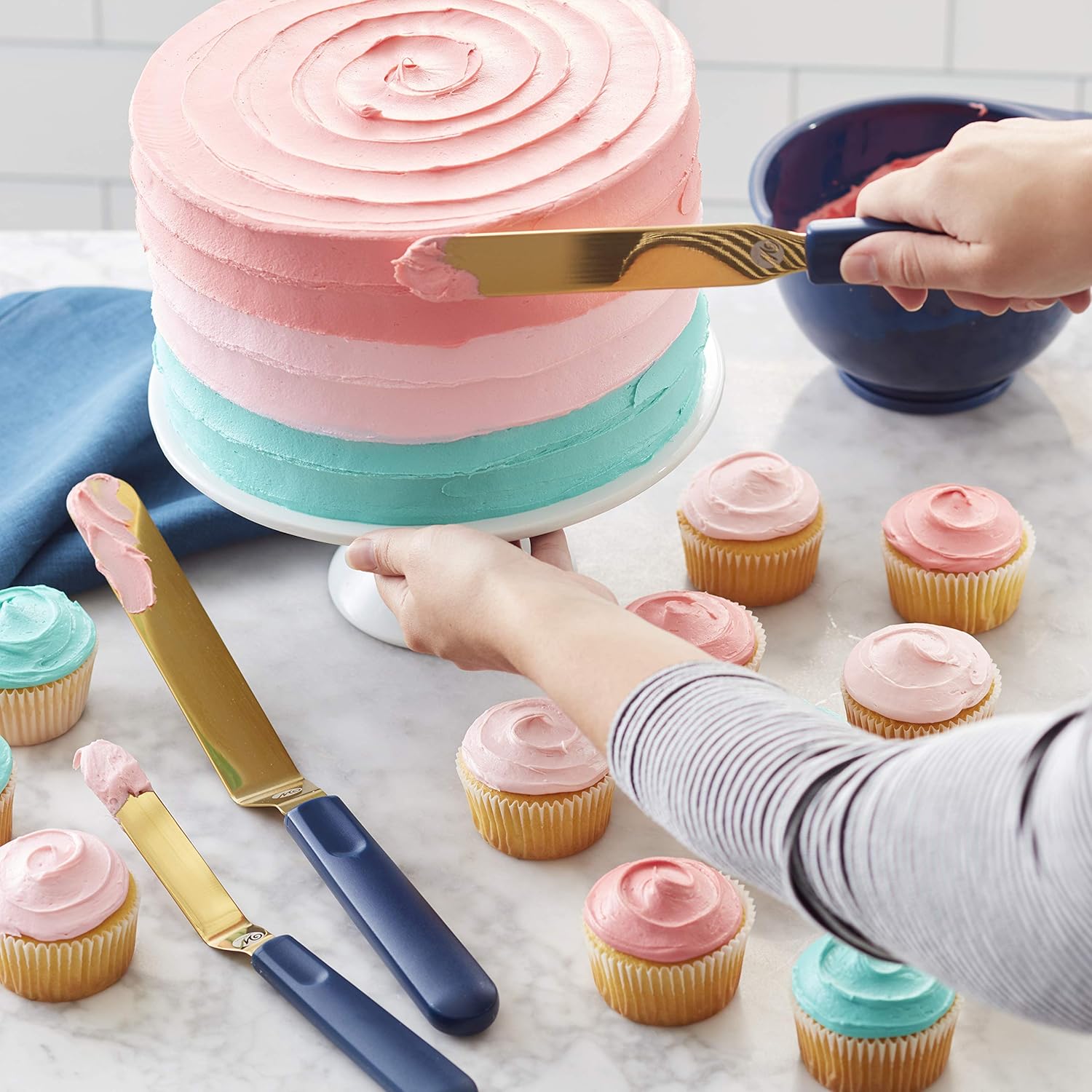gold icing spatula set
