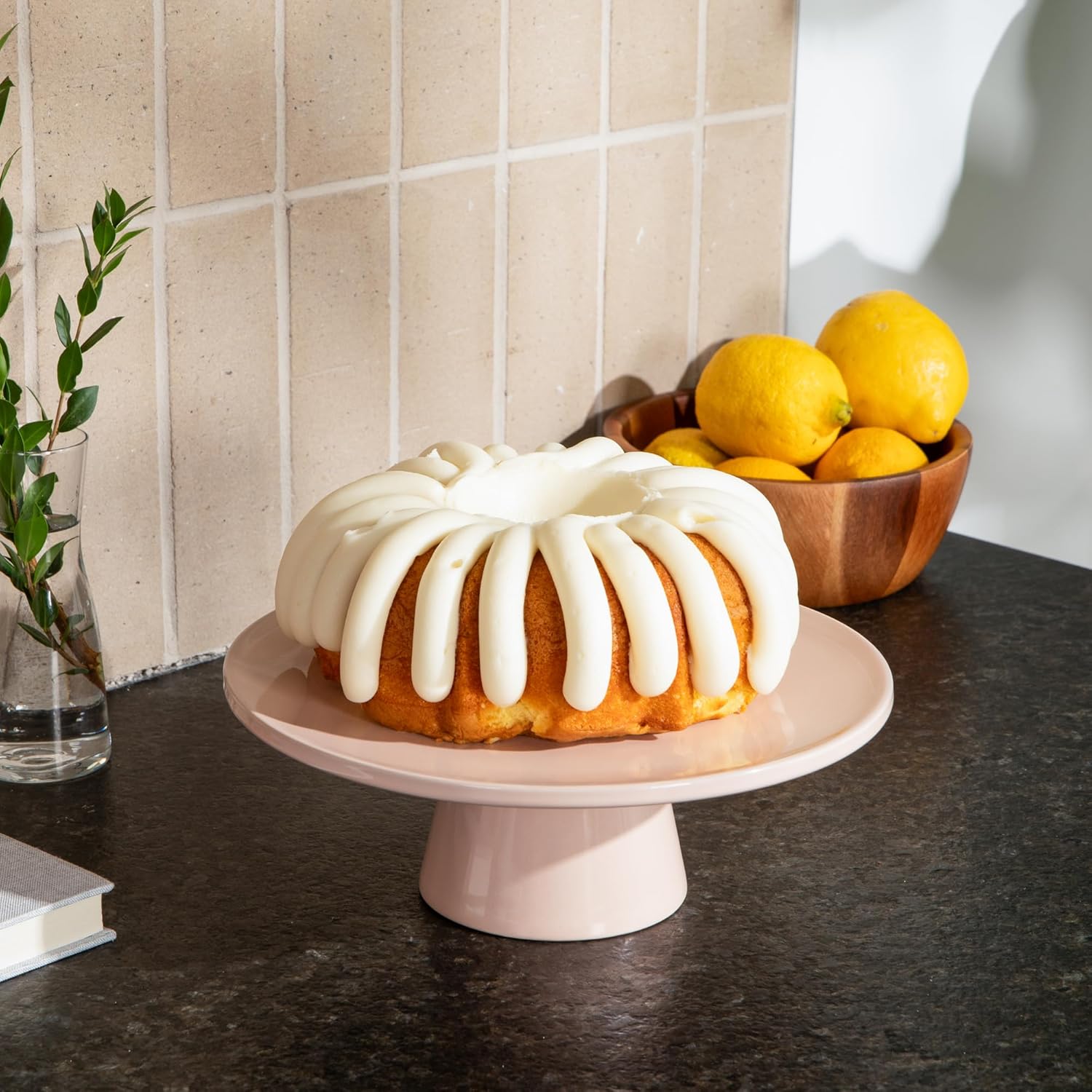 pink cake stand