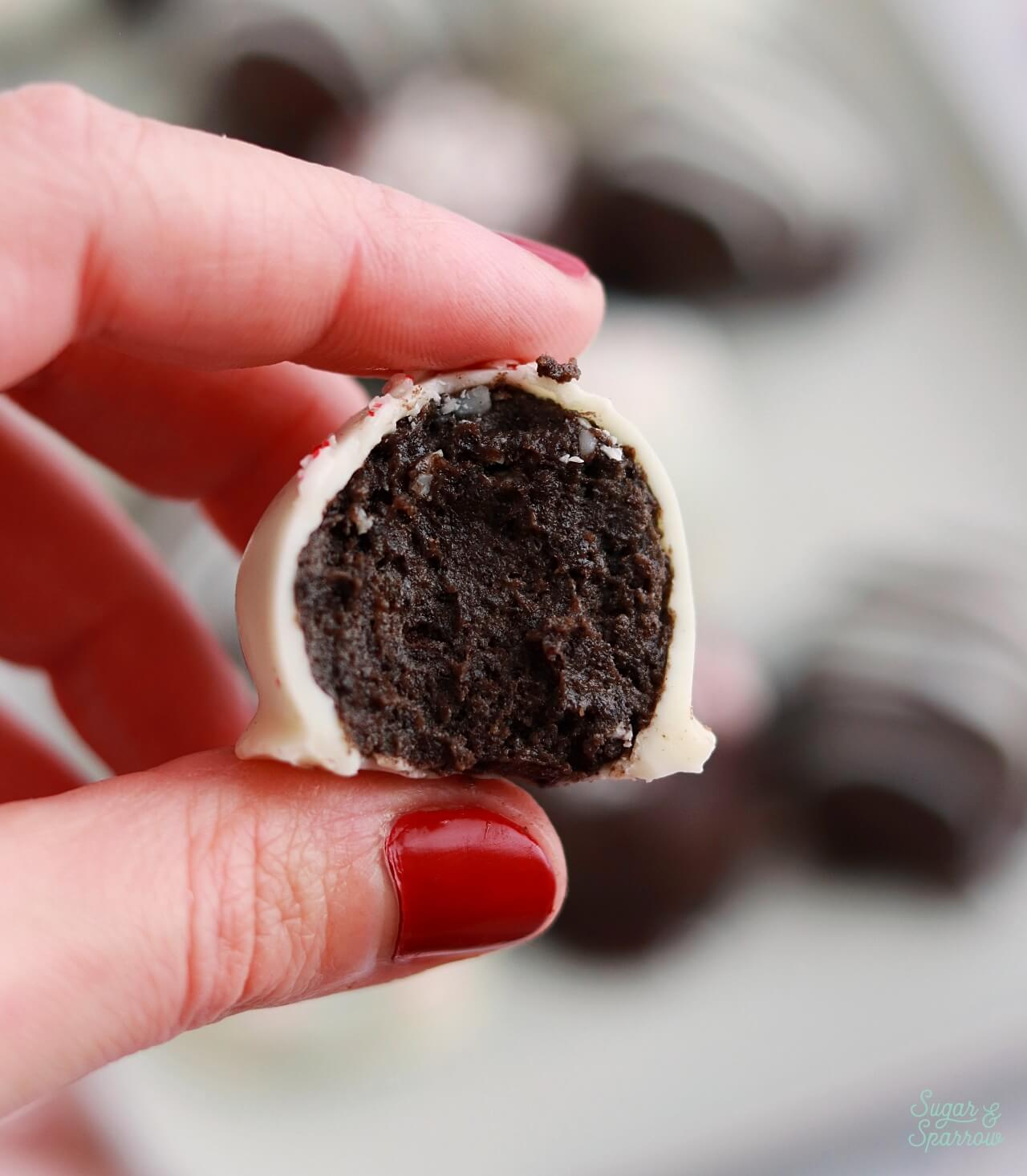 peppermint oreo truffles recipe by sugar and sparrow