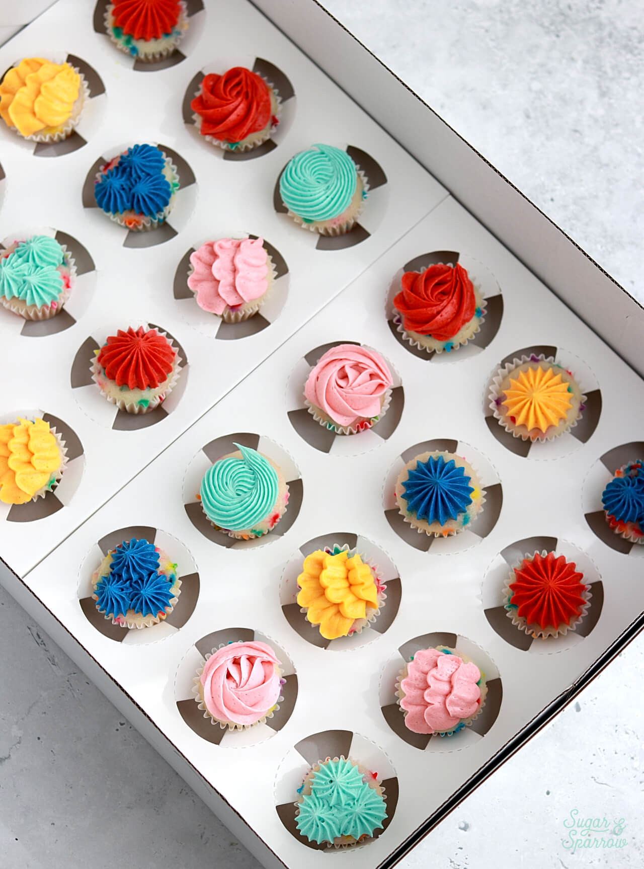 how to transport cupcakes