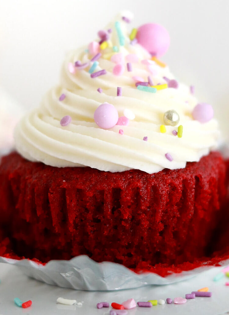 red velvet cupcakes with cream cheese buttercream recipe