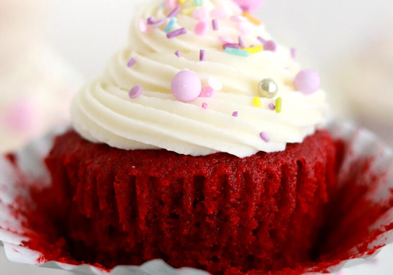 red velvet cupcakes with cream cheese buttercream recipe