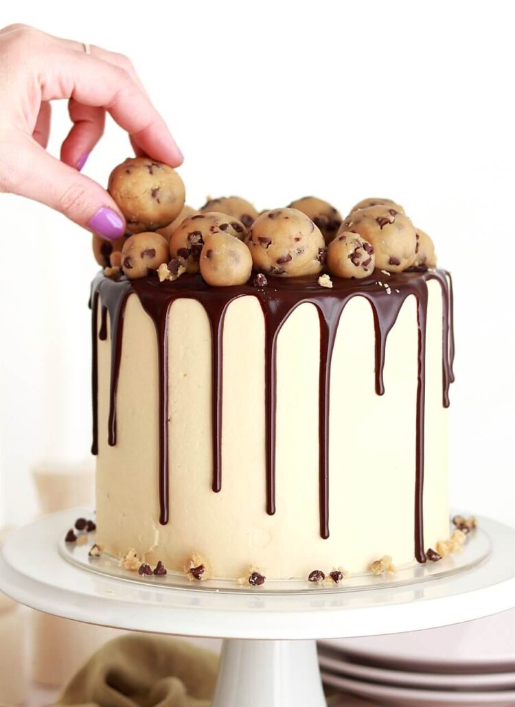 chocolate chip cookie dough cake recipe with edible cookie dough