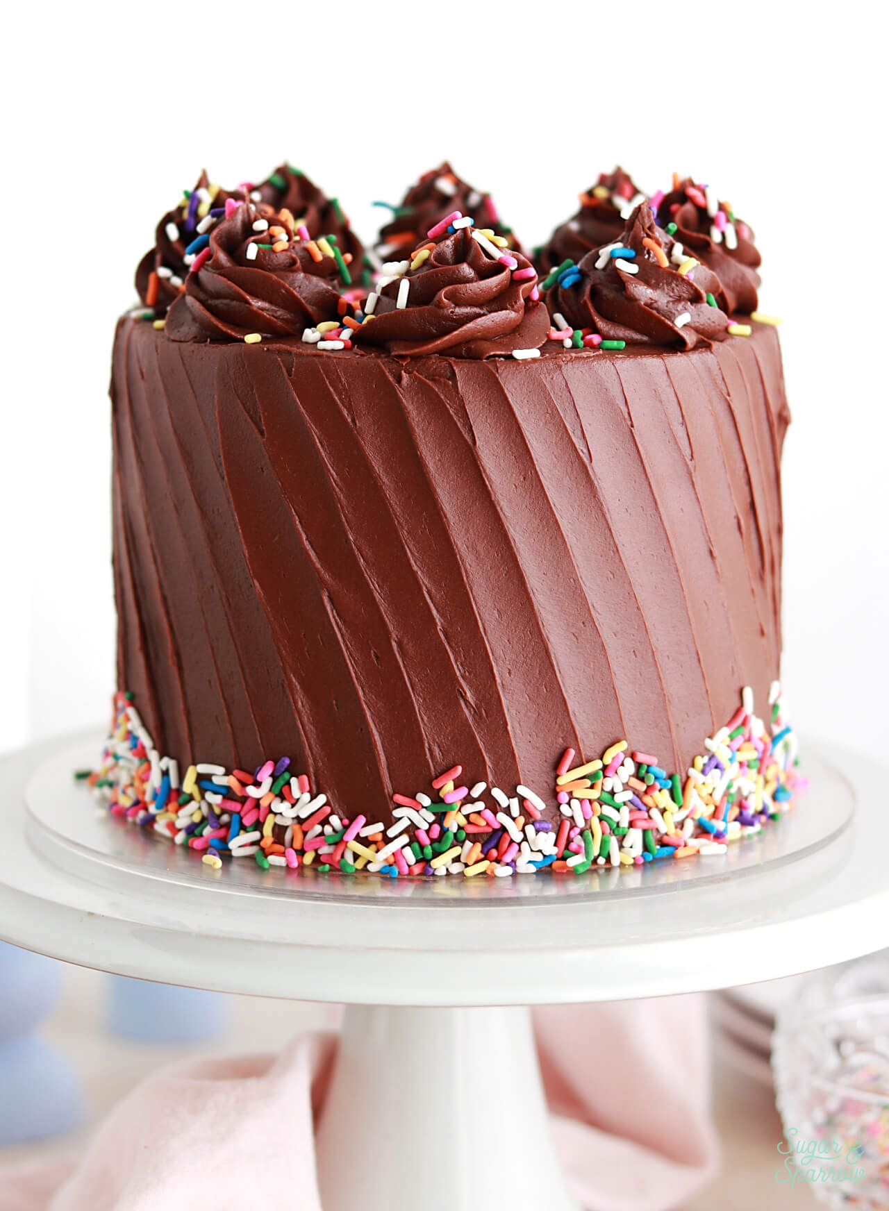eggless chocolate cake with chocolate buttercream