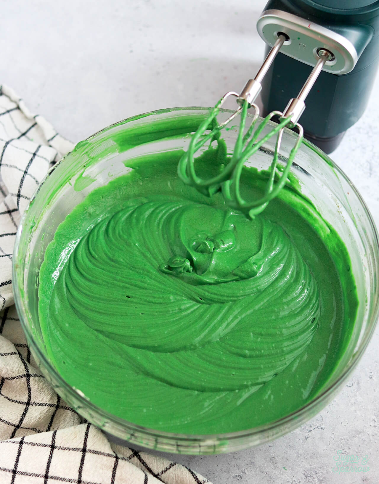 green velvet cake batter