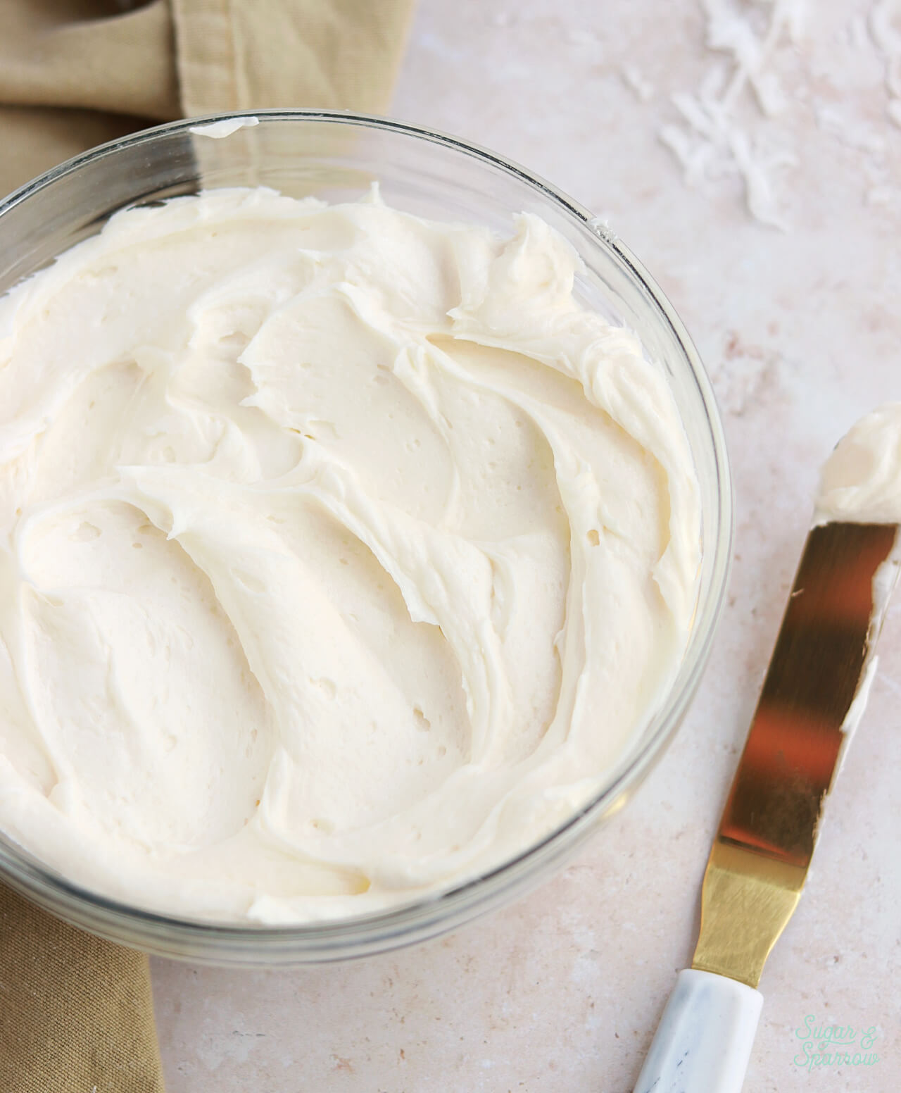 coconut buttercream recipe for cakes and cupcakes