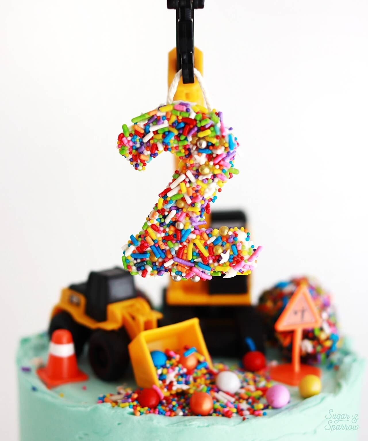 construction cake with crane