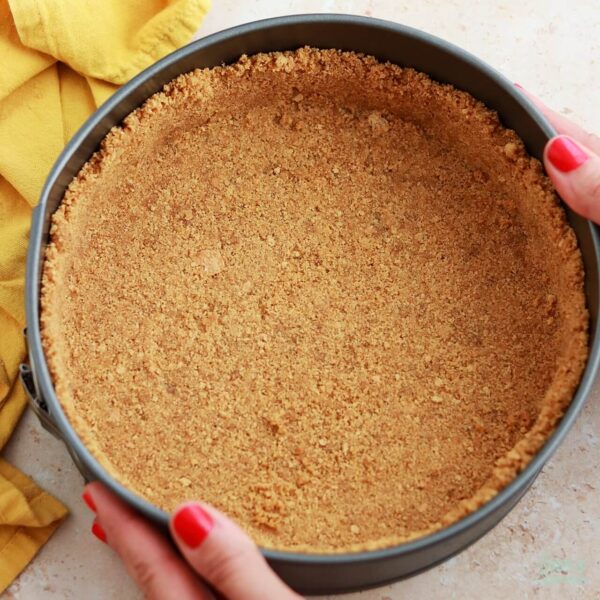 baked graham cracker crust recipe for pies and cheesecakes