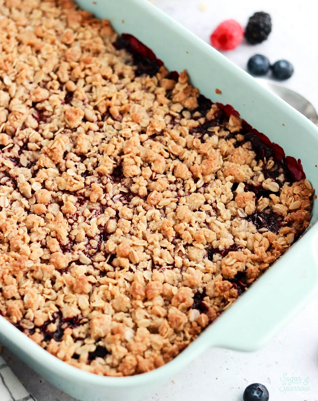 mixed berry crisp recipe with frozen berries