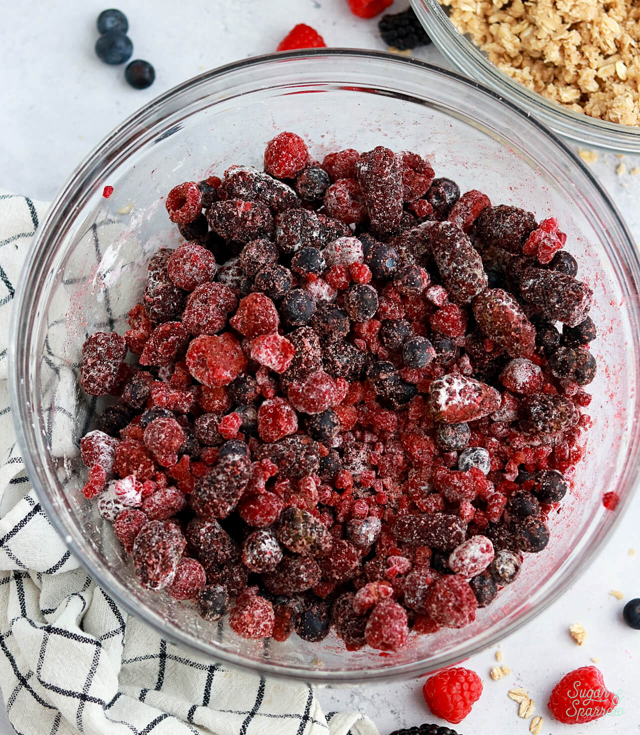 how to make berry crisp