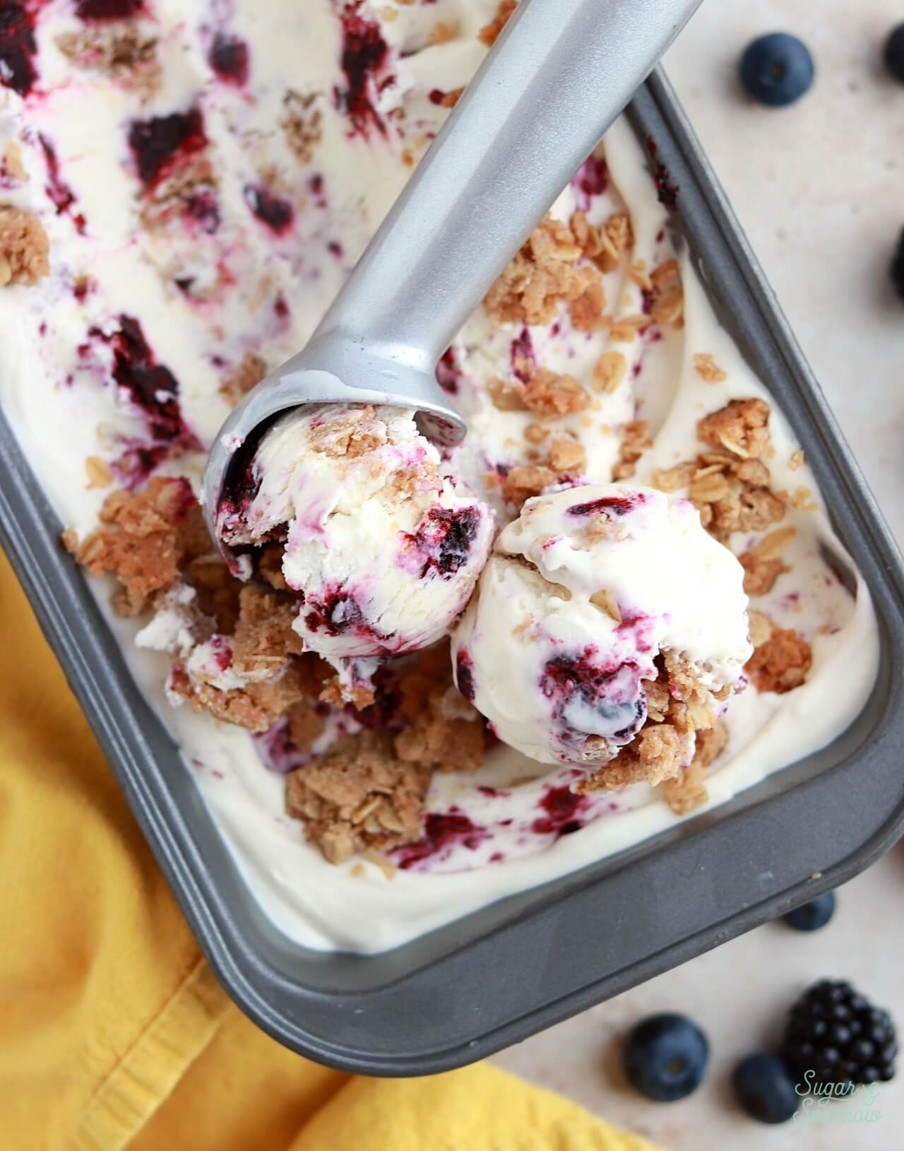 no-churn berry crisp ice cream recipe