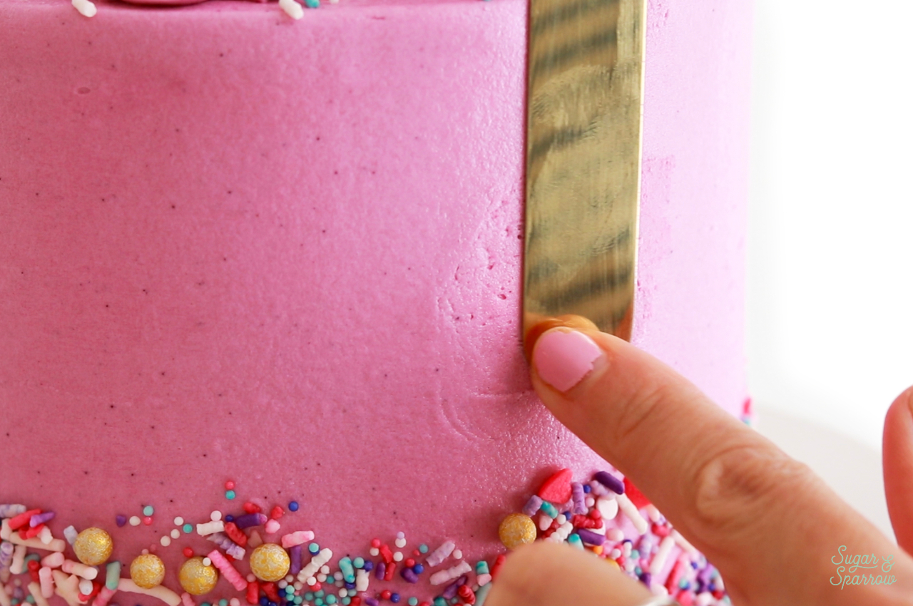 how to fix an air bubble on cake