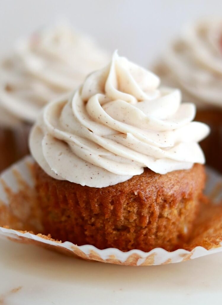 pumpkin cupcakes with spiced cream cheese frosting