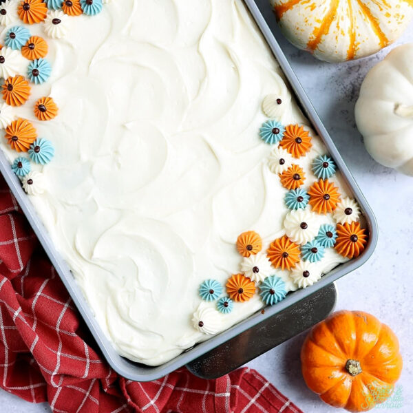 easy pumpkin cake with cream cheese frosting