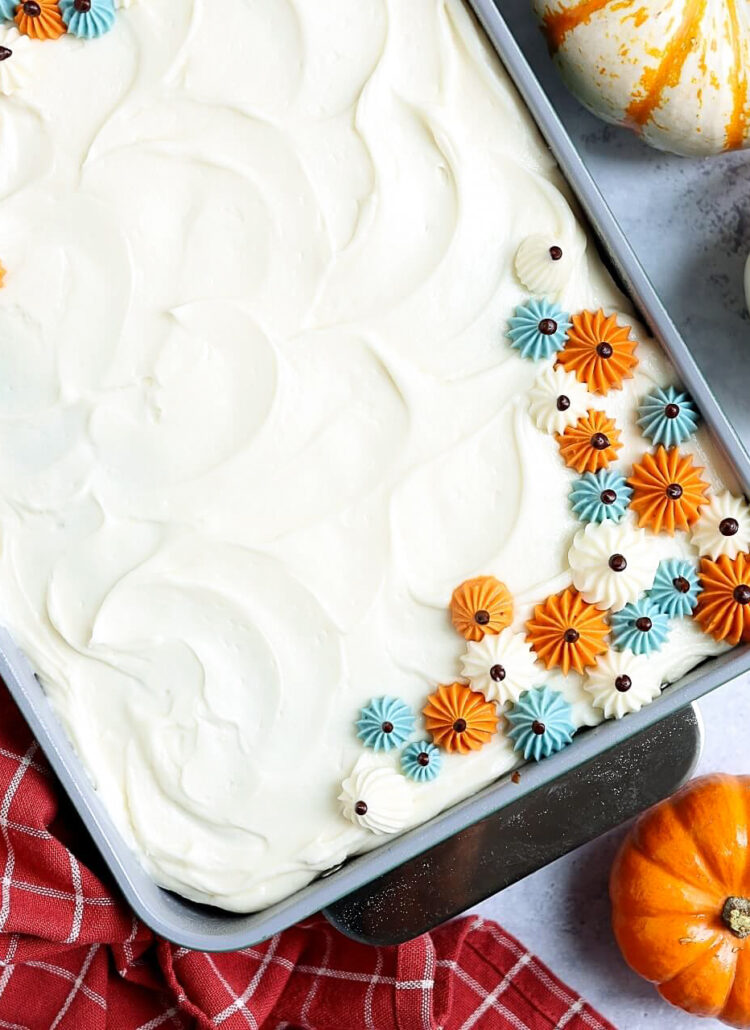 easy pumpkin cake with cream cheese frosting